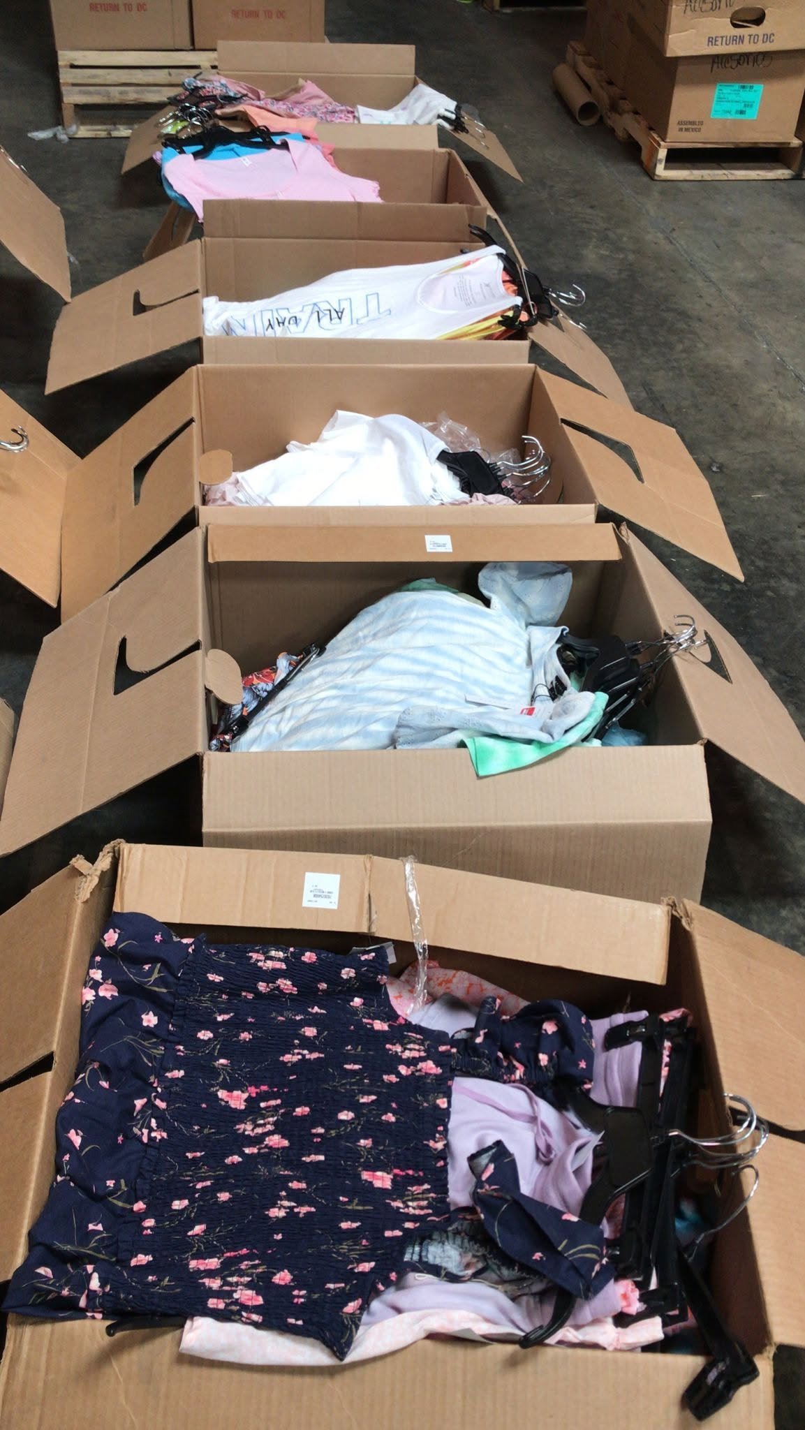 Nordstrom Clothing Pallets - Image 3