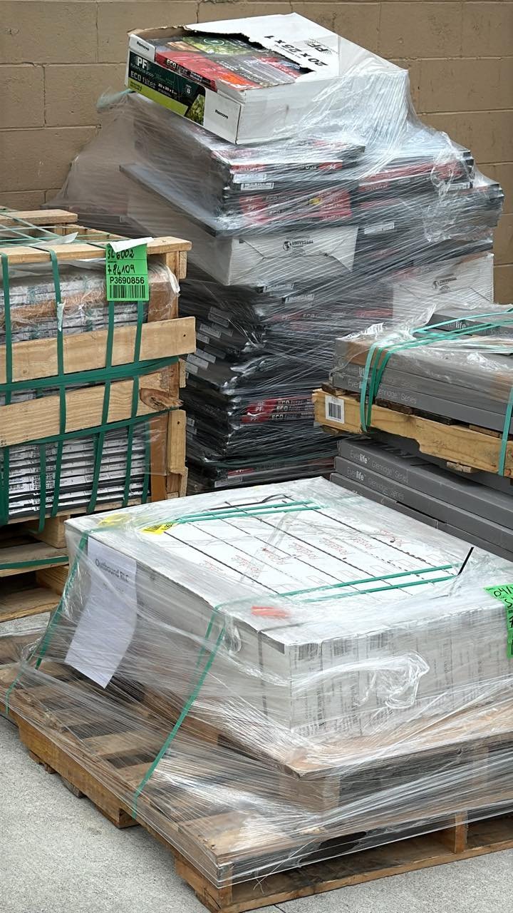 Home Depot Flooring Pallets - Image 9