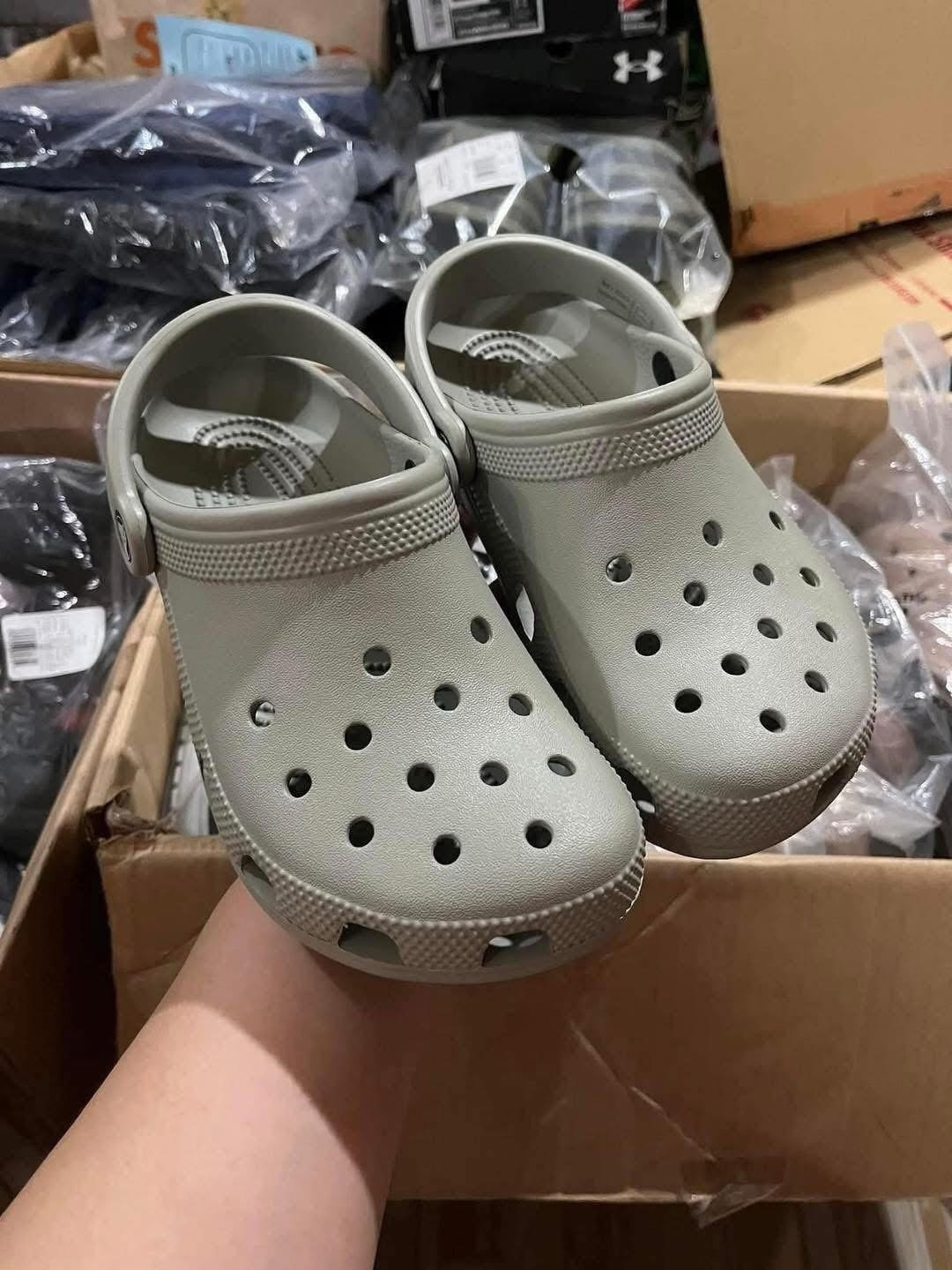 Crocs Pallet – 300 Pairs Bulk Footwear Wholesale Crocs Shoes - Image 4