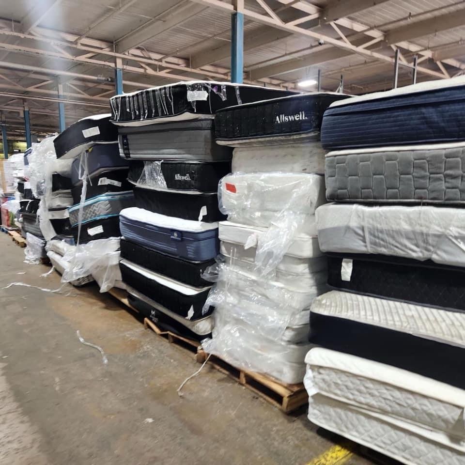 Mattress Pallets | 24 Pieces Per Pallet Wholesale Bulk Mattress Deals - Image 12