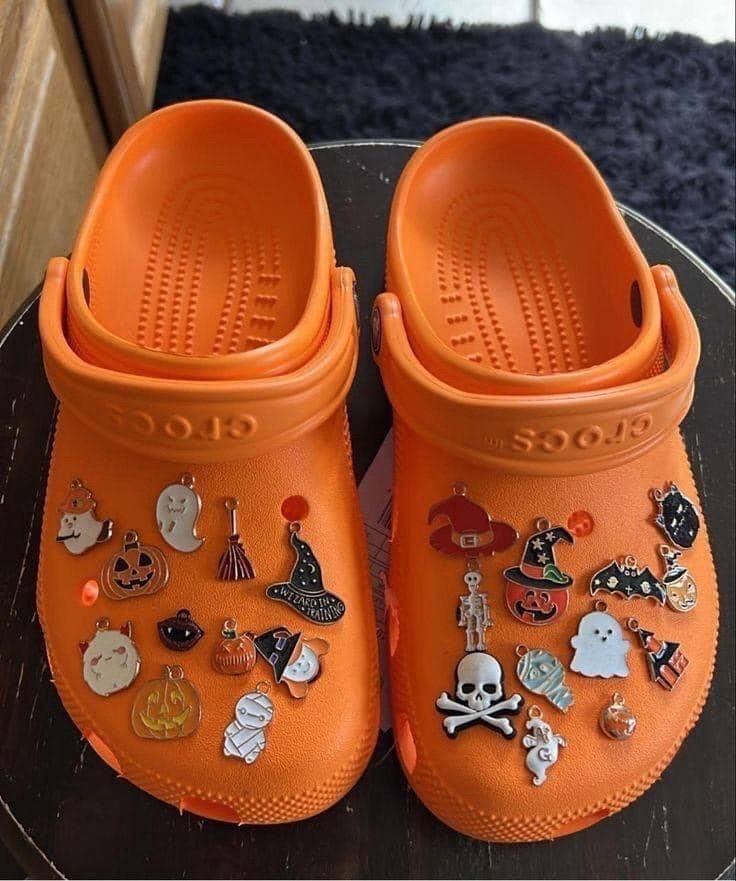 Crocs Pallet – 300 Pairs Bulk Footwear Wholesale Crocs Shoes - Image 16