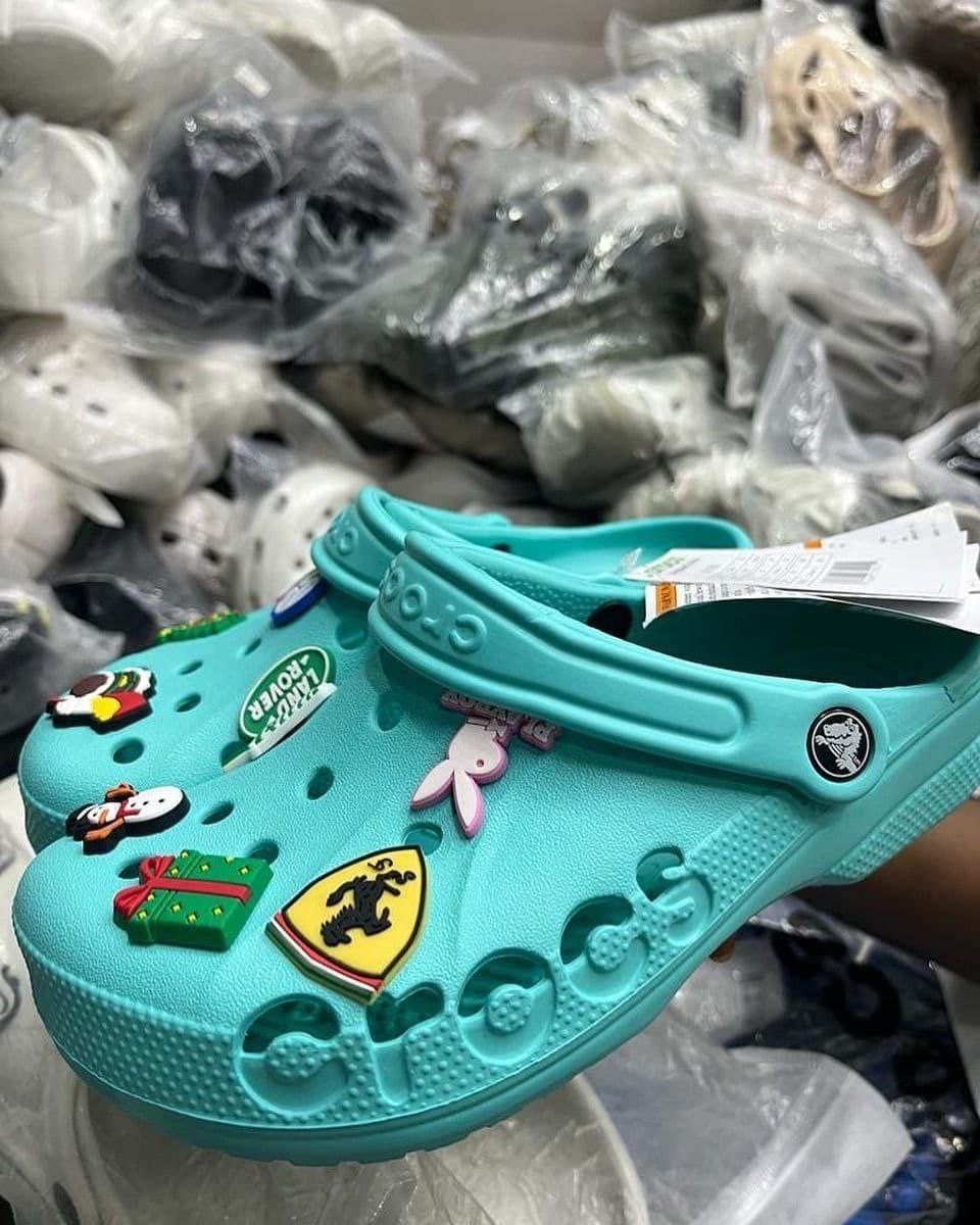 Crocs Pallet – 300 Pairs Bulk Footwear Wholesale Crocs Shoes - Image 20