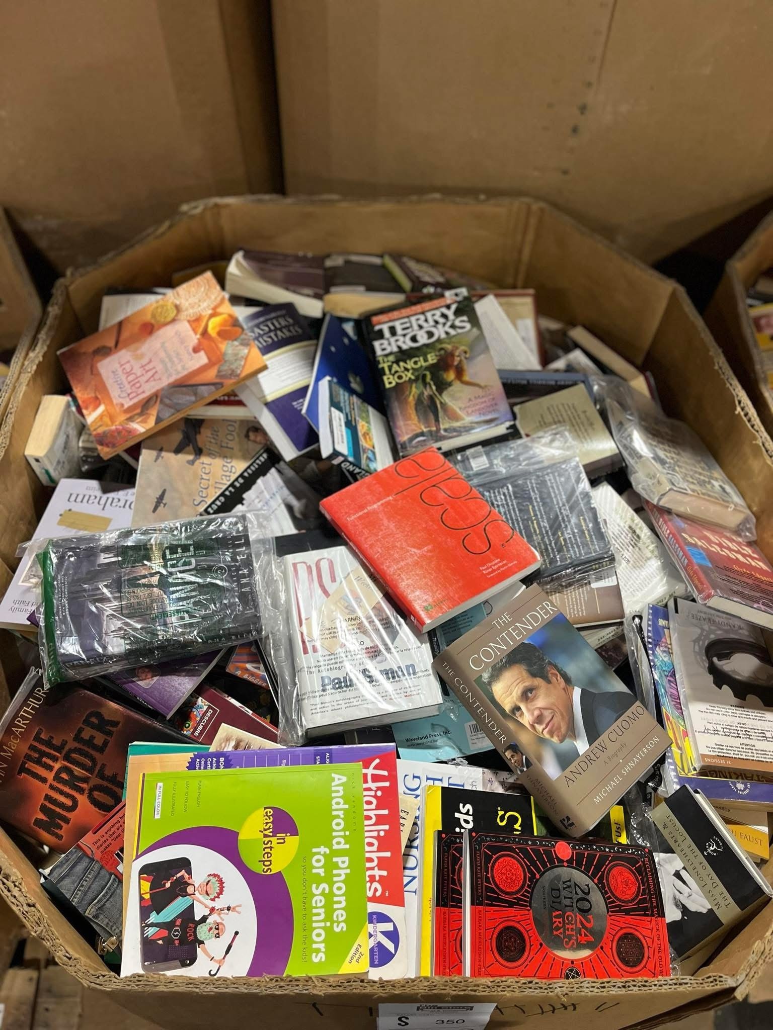 Mixed Books Pallets | 900–1000 Books Wholesale Liquidation Bulk Deals - Image 4