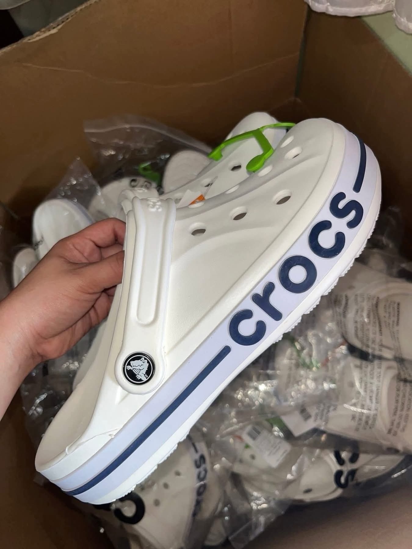 Crocs Pallet – 300 Pairs Bulk Footwear Wholesale Crocs Shoes - Image 18