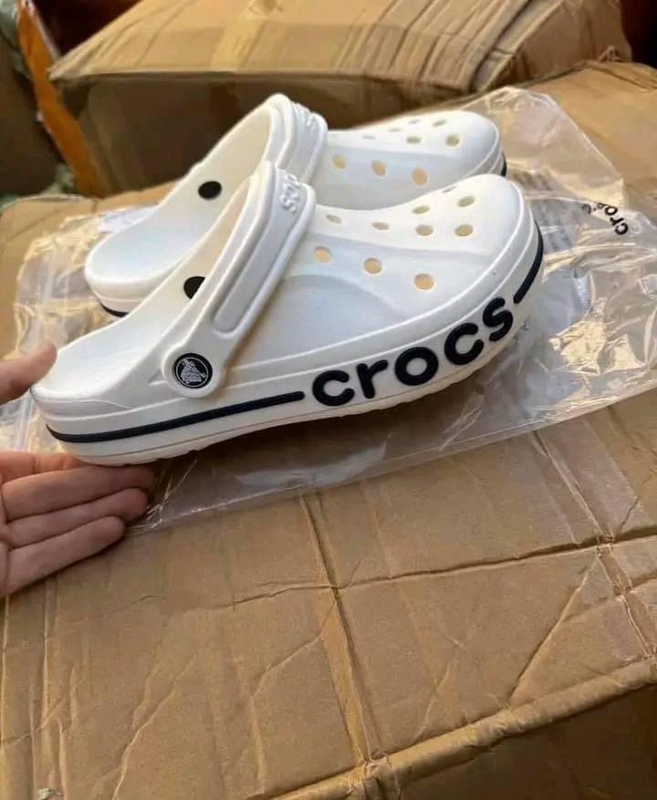 Crocs Pallet – 300 Pairs Bulk Footwear Wholesale Crocs Shoes - Image 24