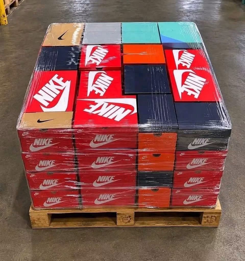 Nike Liquidation Pallets - Image 2