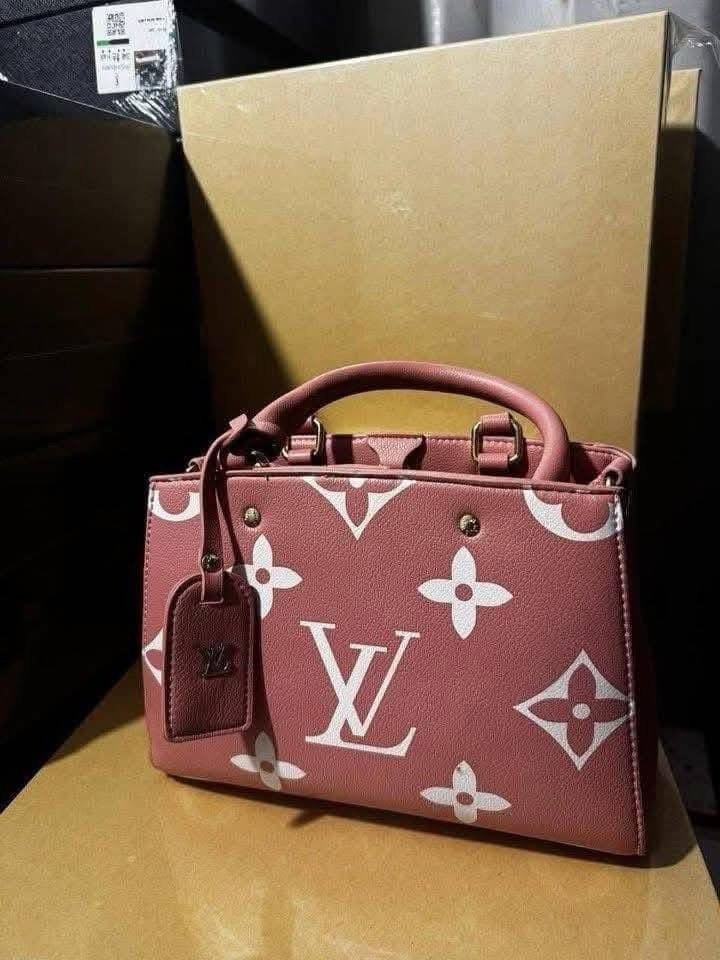Branded Ladies Handbags Pallet – 200 Pieces Luxury Designer Bags Wholesale - Image 8