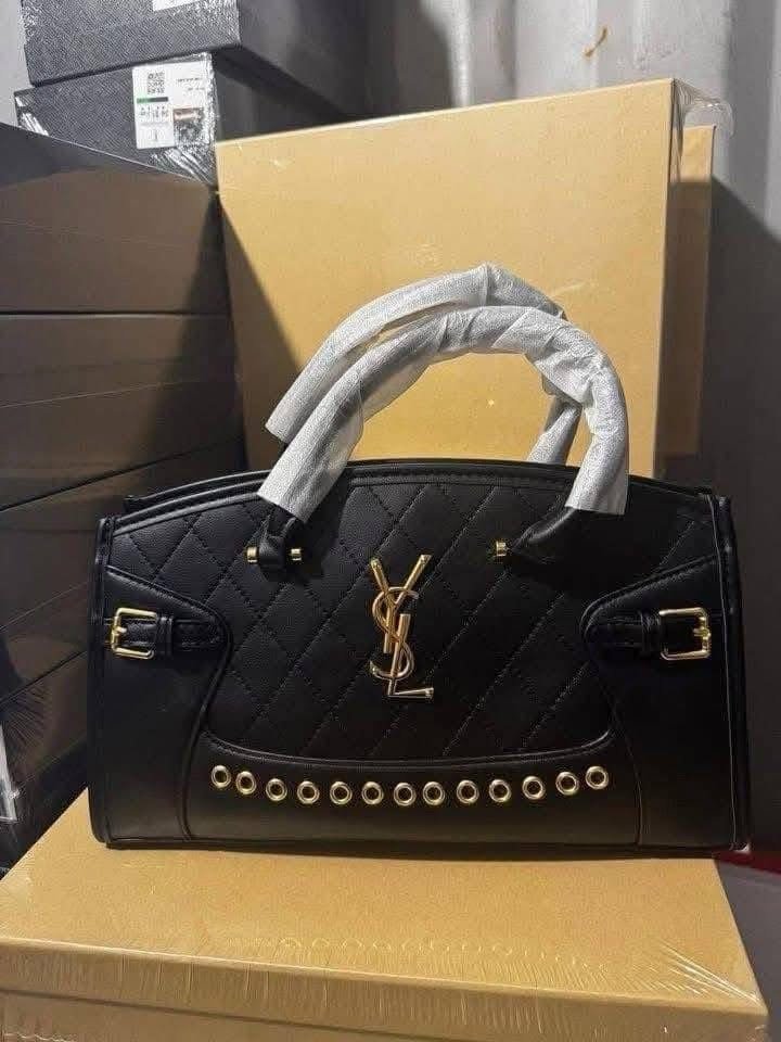 Branded Ladies Handbags Pallet – 200 Pieces Luxury Designer Bags Wholesale - Image 14